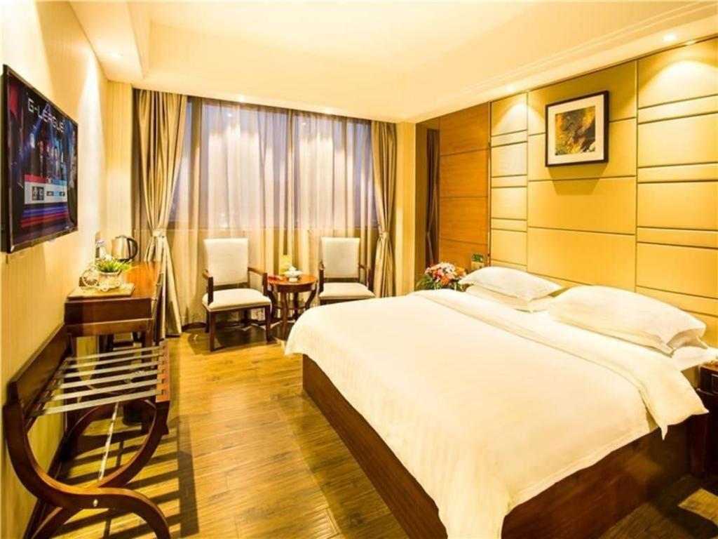 Greentree Inn Guangdong Jieyang Bus Terminal Station Ronghua Avenue Business Hotel Exterior foto
