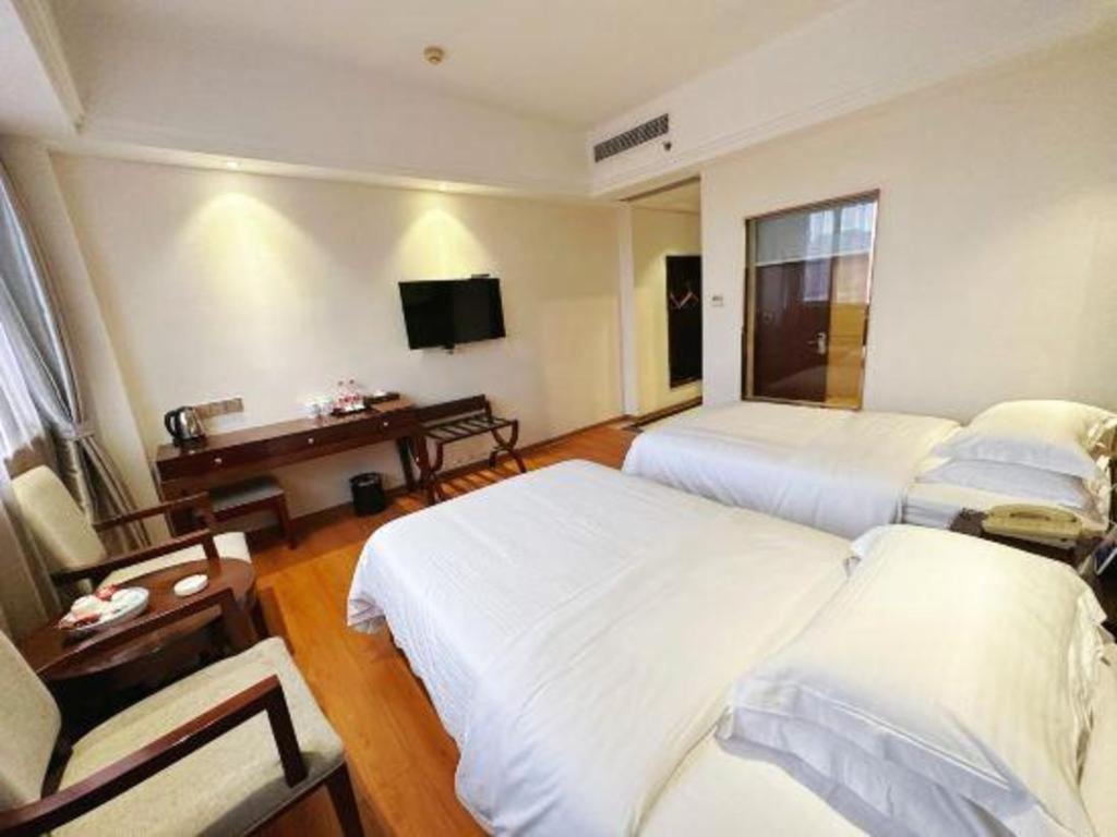 Greentree Inn Guangdong Jieyang Bus Terminal Station Ronghua Avenue Business Hotel Exterior foto