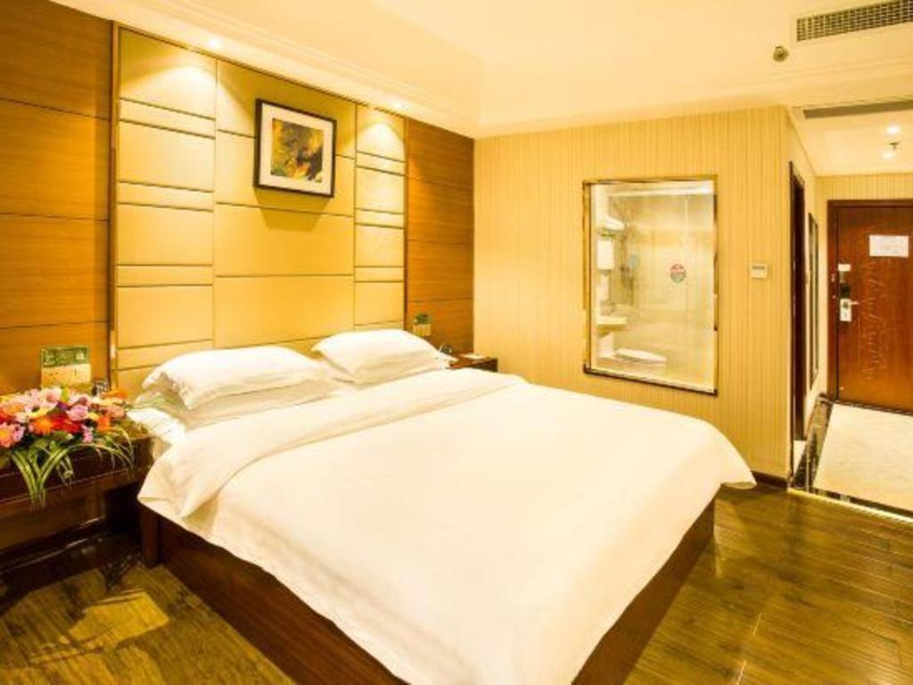 Greentree Inn Guangdong Jieyang Bus Terminal Station Ronghua Avenue Business Hotel Exterior foto