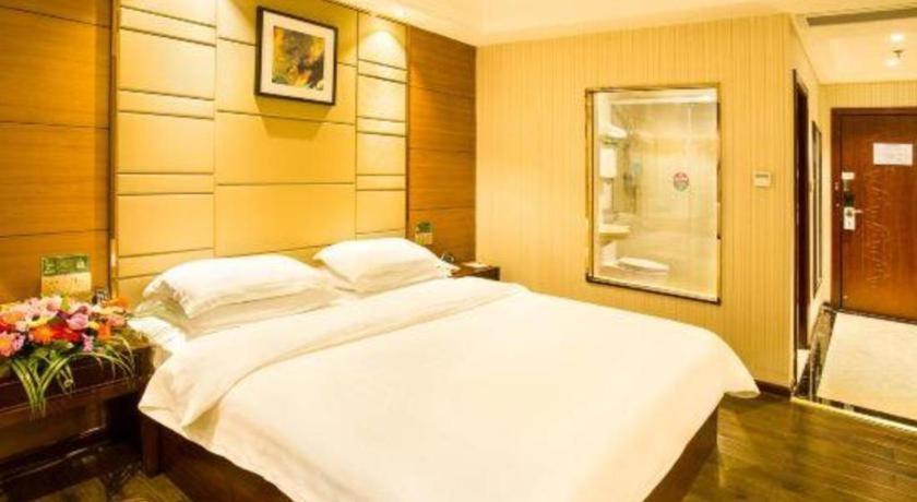 Greentree Inn Guangdong Jieyang Bus Terminal Station Ronghua Avenue Business Hotel Exterior foto