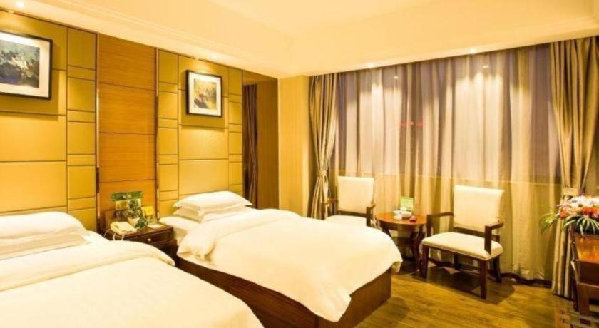 Greentree Inn Guangdong Jieyang Bus Terminal Station Ronghua Avenue Business Hotel Exterior foto